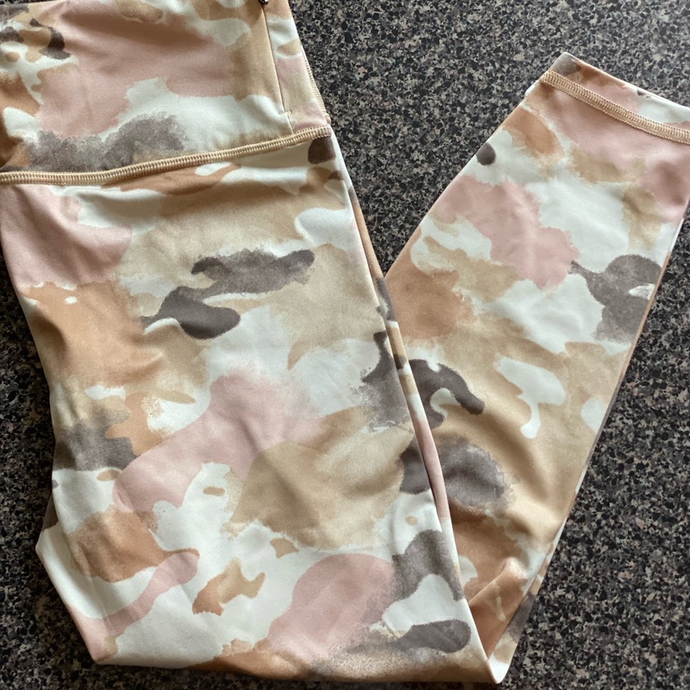 Gap fit leggings